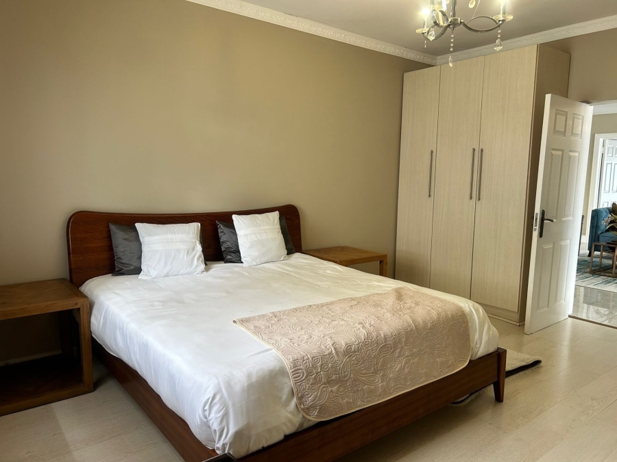 5 Bedroom Property for Sale in Nahoon Valley Park Eastern Cape
